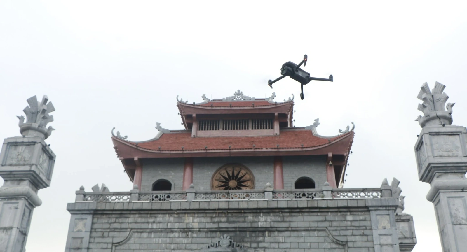 Bộ Quốc phòng công bố khu vực cấm bay trên cả nước đối với phương tiện bay không người lái