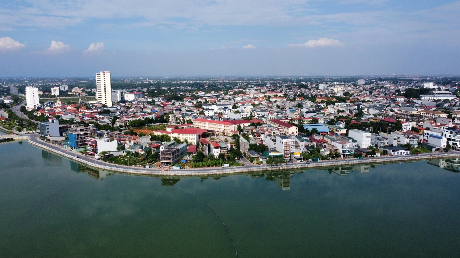 Bãi bỏ 12 Quyết định quy phạm pháp luật do UBND cấp huyện ban hành