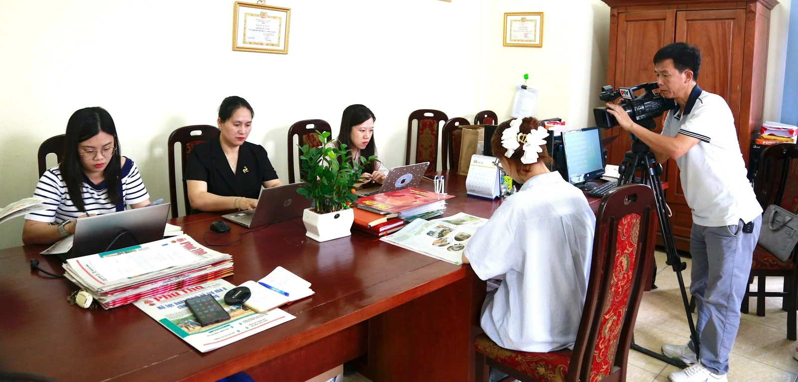 Một thế kỷ đồng hành với sự nghiệp vẻ vang của Đảng và dân tộc