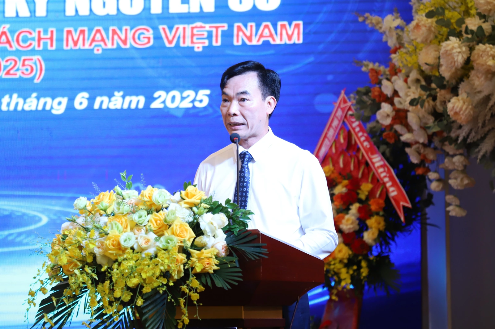 Gặp mặt, tọa đàm “Báo chí Phú Thọ trong kỷ nguyên số”