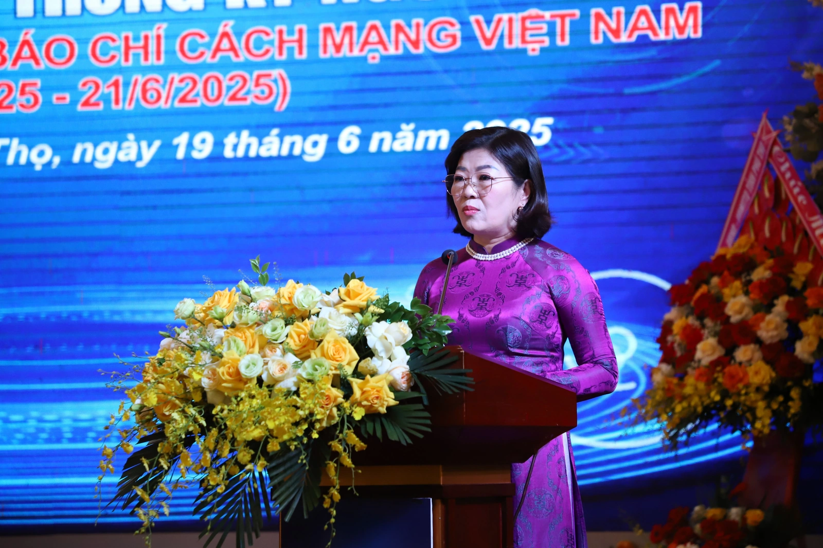 Gặp mặt, tọa đàm “Báo chí Phú Thọ trong kỷ nguyên số”