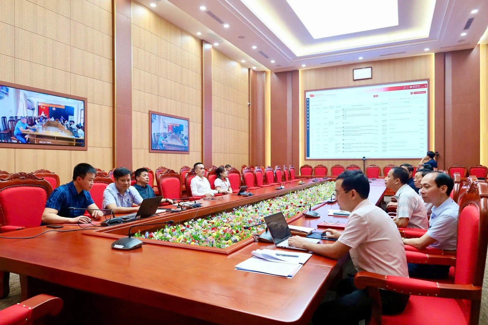 Vận hành tổng thể hệ thống thông tin dùng chung của tỉnh Phú Thọ mới