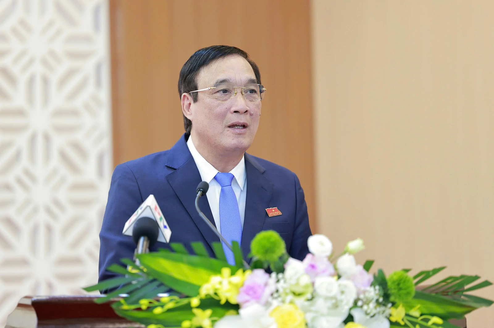 HĐND tỉnh Phú Thọ tri ân lãnh đạo Thường trực HĐND và trưởng các cơ quan tham mưu, giúp việc