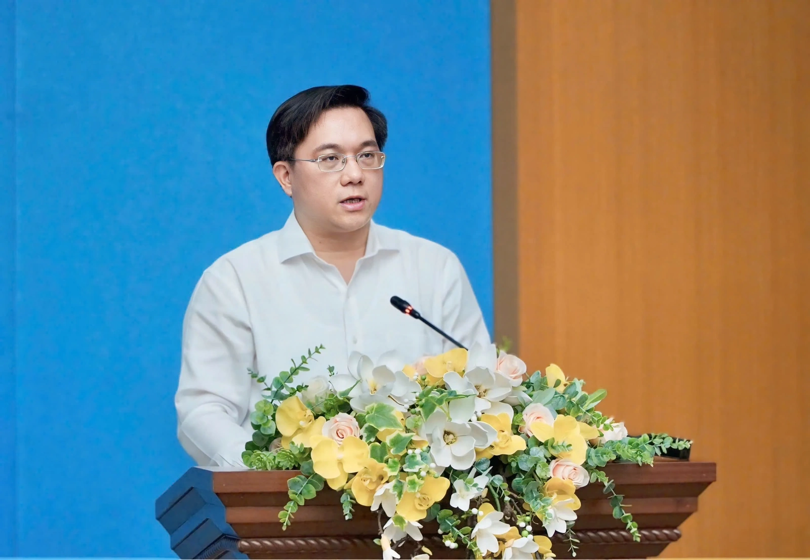 UBND tỉnh họp phiên thường kỳ tháng 7/2025