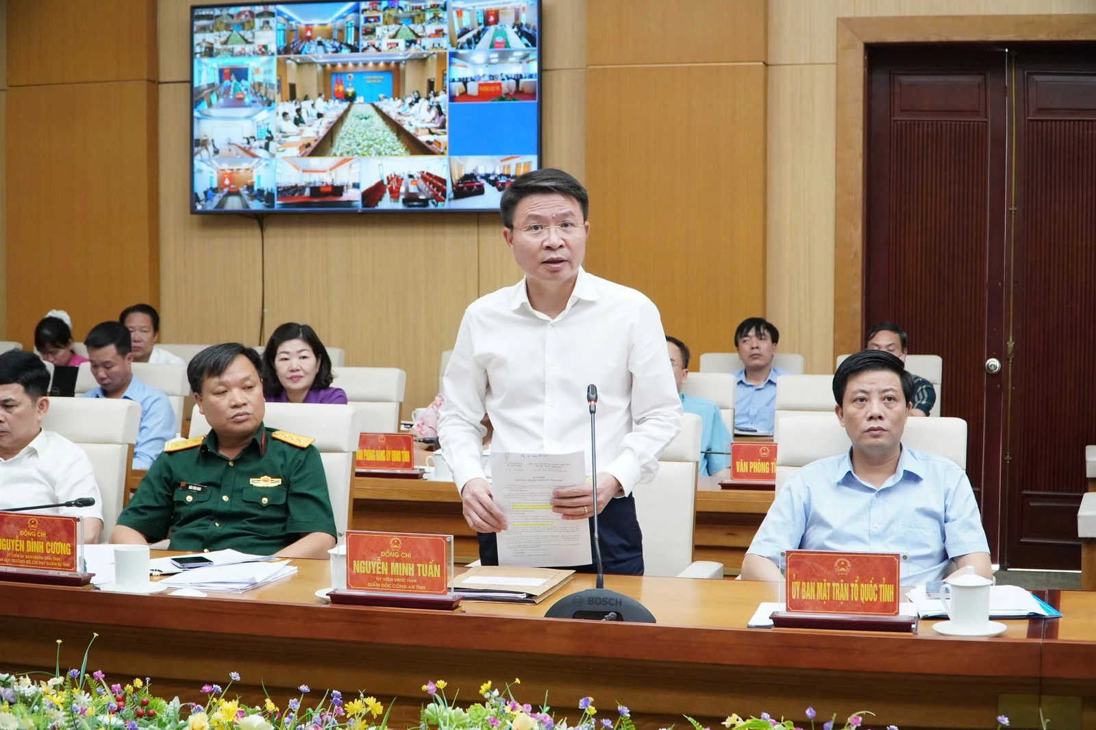 UBND tỉnh họp phiên thường kỳ tháng 7/2025