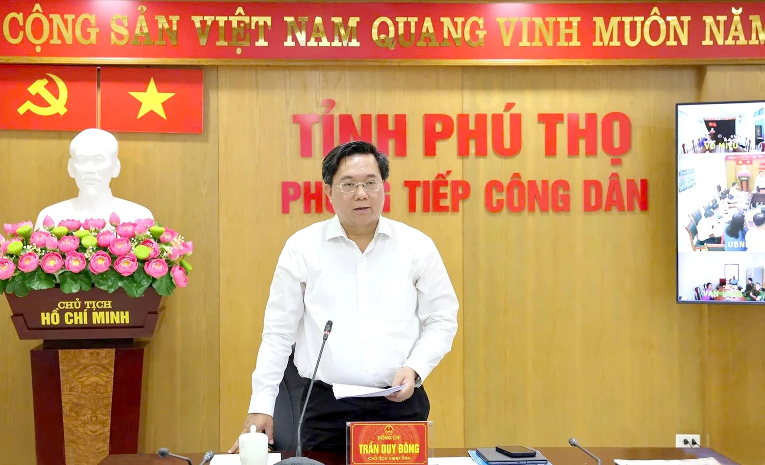 Chủ tịch UBND tỉnh Trần Duy Đông tiếp công dân định kỳ tháng 7