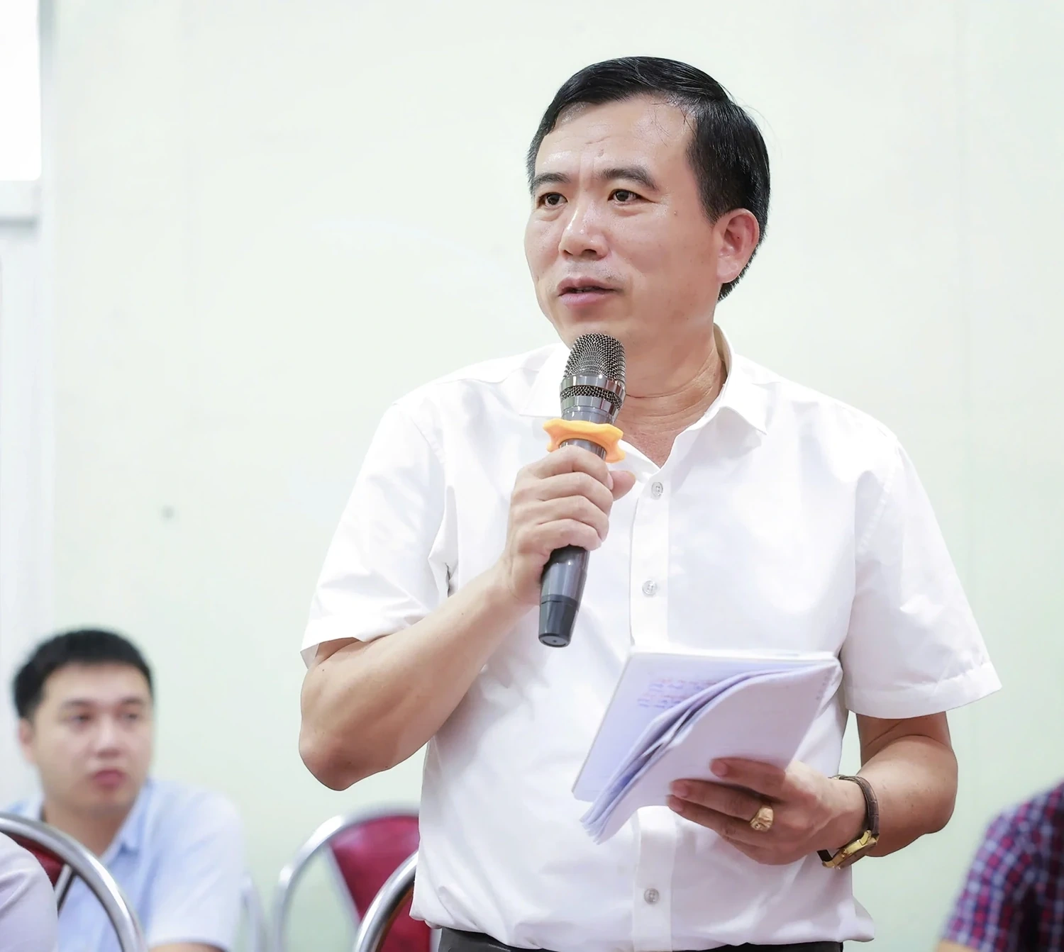 Phó Bí thư Thường trực Tỉnh ủy Nguyễn Phi Long thăm và làm việc tại xã Thu Cúc