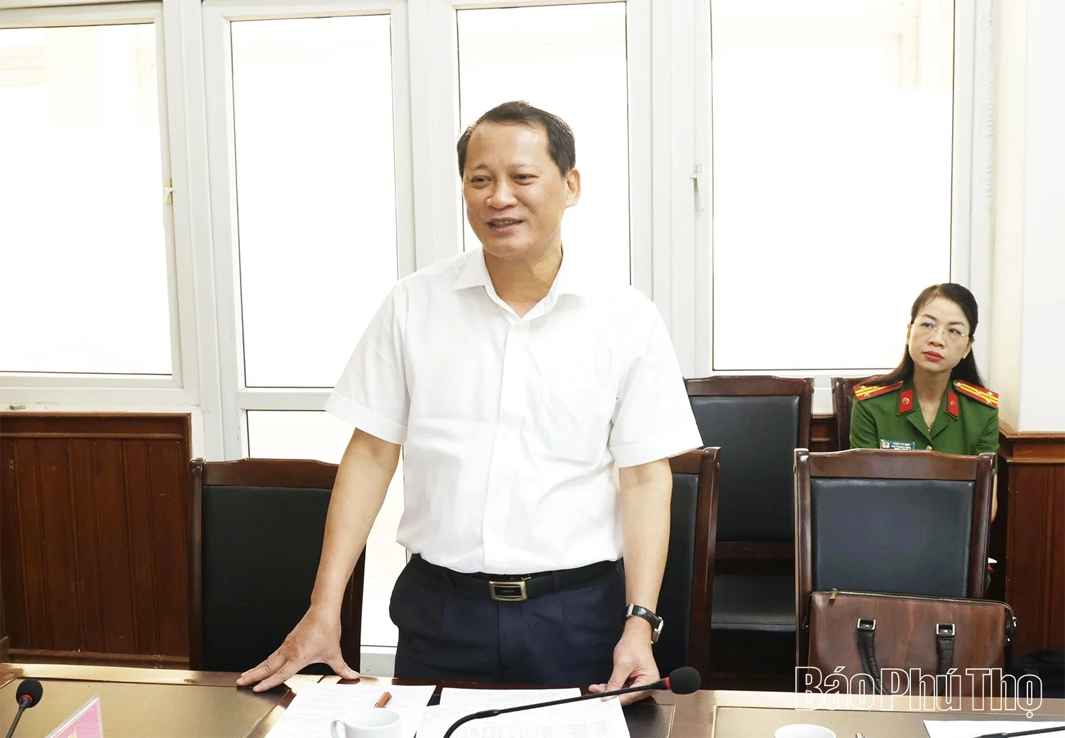 Phó Chủ tịch UBND tỉnh Vũ Việt Văn làm việc tại phường Phúc Yên