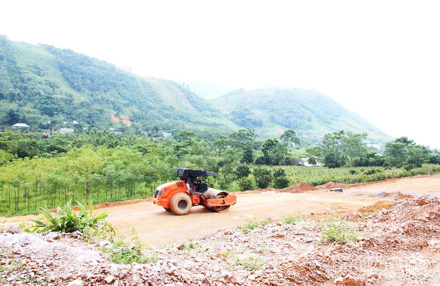 “Vượt khó” trong công tác giải phóng mặt bằng đường cao tốc Hòa Bình - Mộc Châu