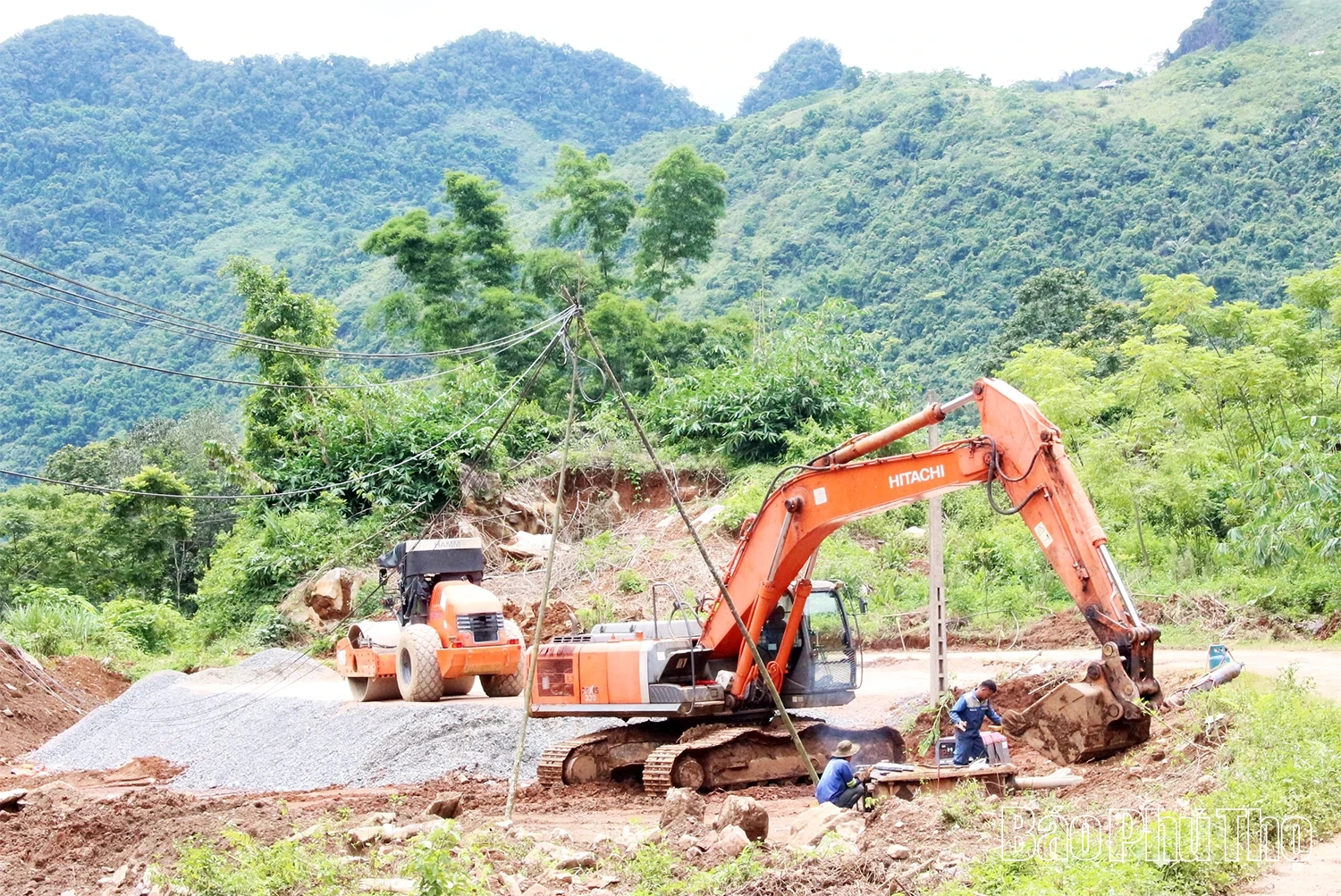 “Vượt khó” trong công tác giải phóng mặt bằng đường cao tốc Hòa Bình - Mộc Châu