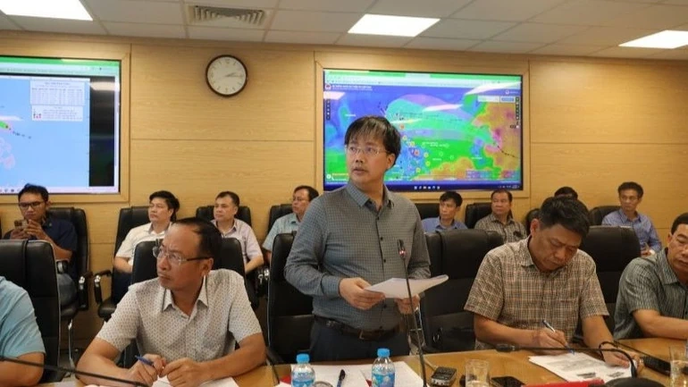 Bão Wipha diễn biến phức tạp, mưa lớn trên diện rộng, kích hoạt ứng phó cấp độ cao