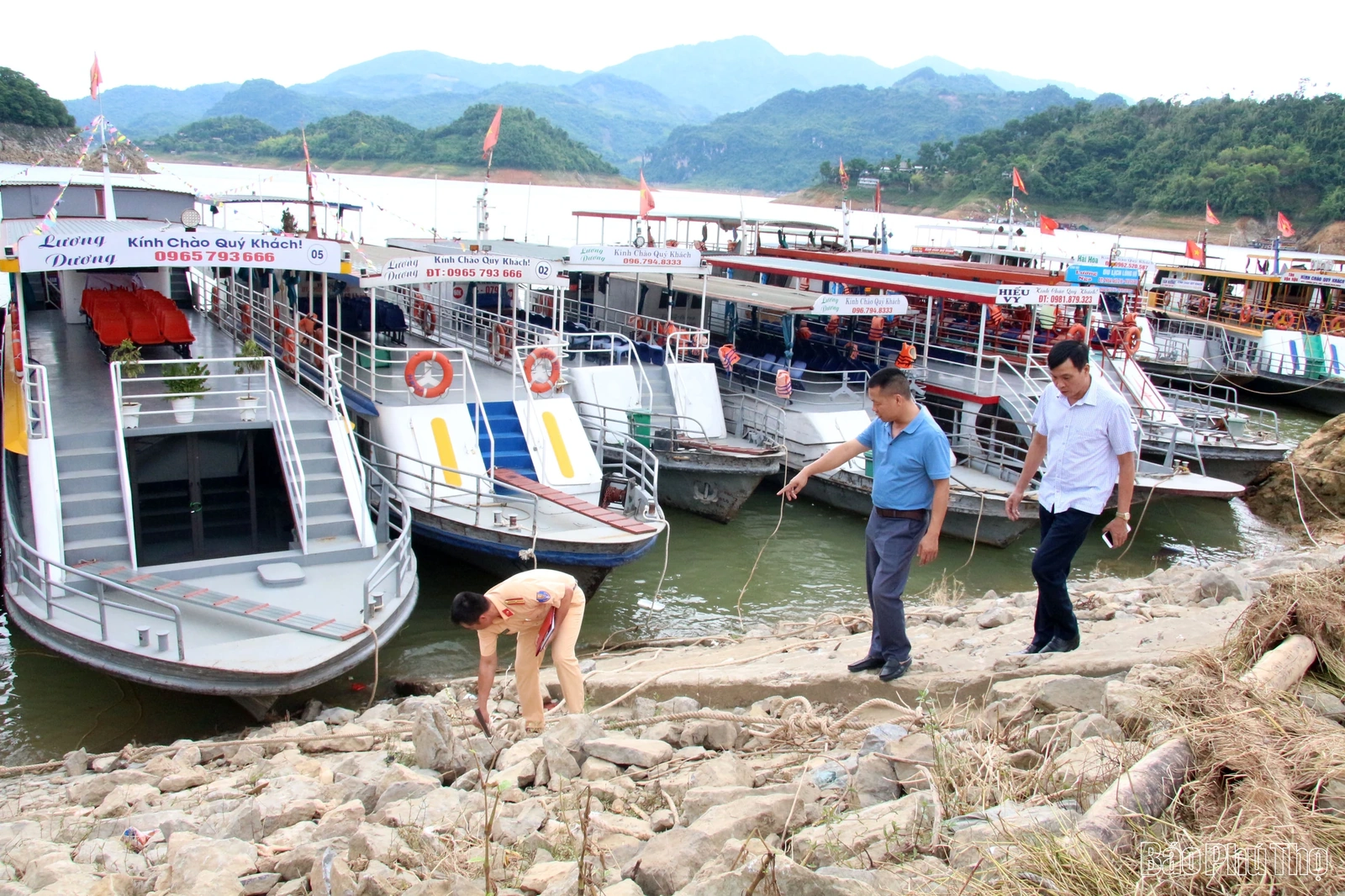 Chủ động phòng, chống cơn bão số 3 khu vực lòng hồ Hòa Bình