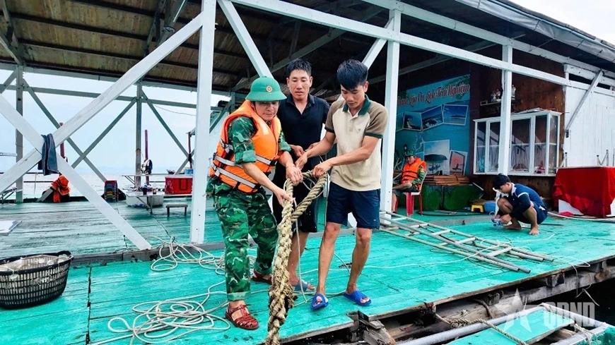 Nỗ lực, hết mình vì nhân dân