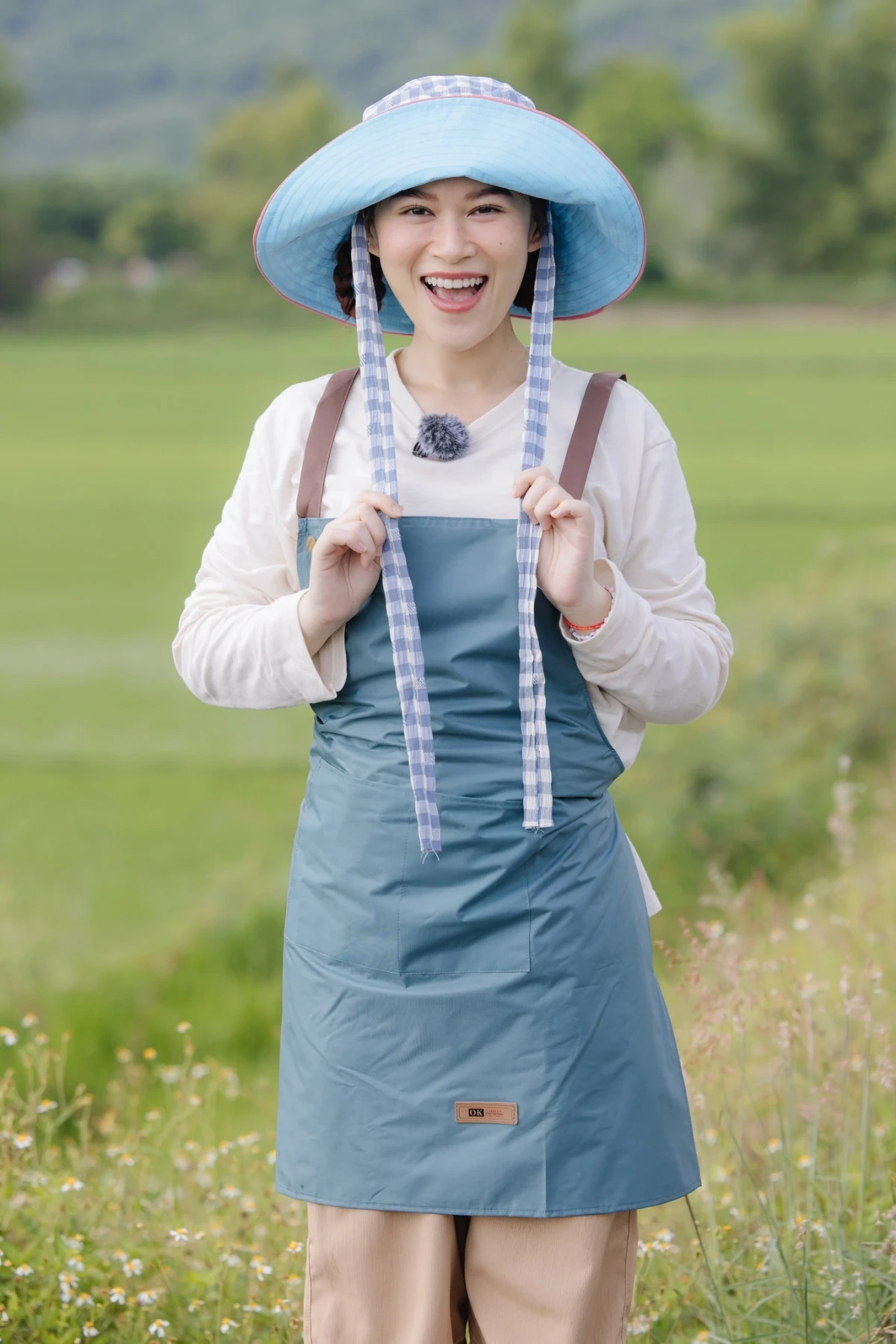 Jun Phạm và dàn cast “chữa lành” của “Gia đình Haha”