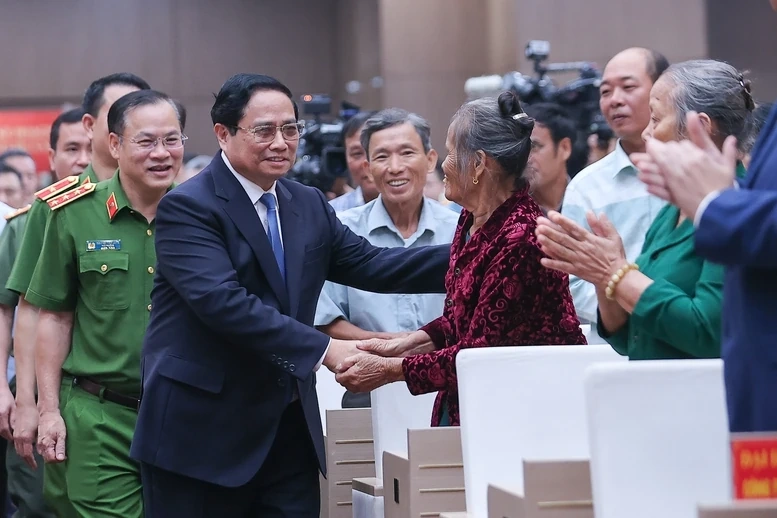 Thủ tướng: Quy tập hài cốt, xác minh danh tính liệt sĩ “khó mấy cũng phải làm và làm bằng cả trái tim”