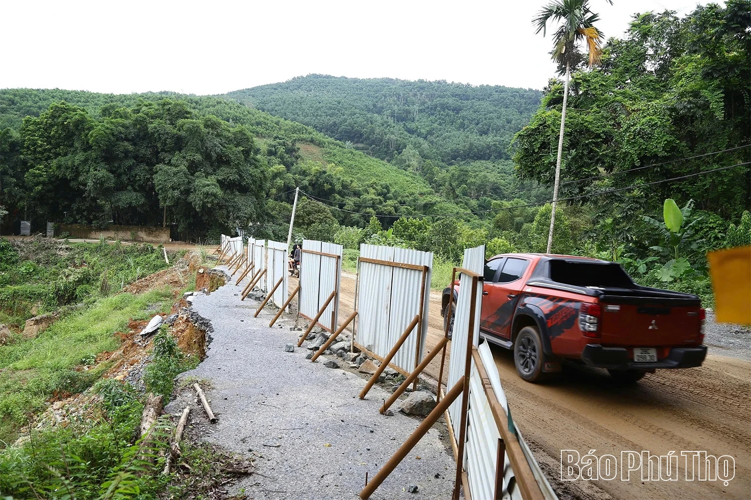 Dân mỏi ngóng đường Kỳ Sơn – Pheo Chẹ hoàn thành