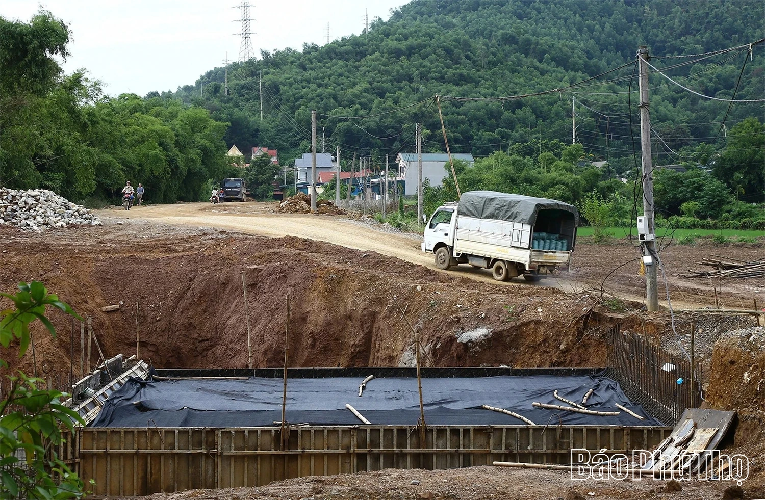 Dân mỏi ngóng đường Kỳ Sơn – Pheo Chẹ hoàn thành