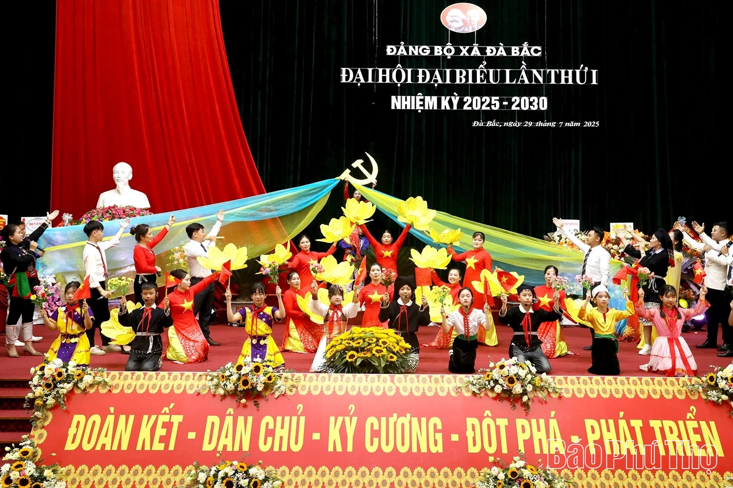 Đại hội đại biểu Đảng bộ xã Đà Bắc lần thứ I, nhiệm kỳ 2025–2030