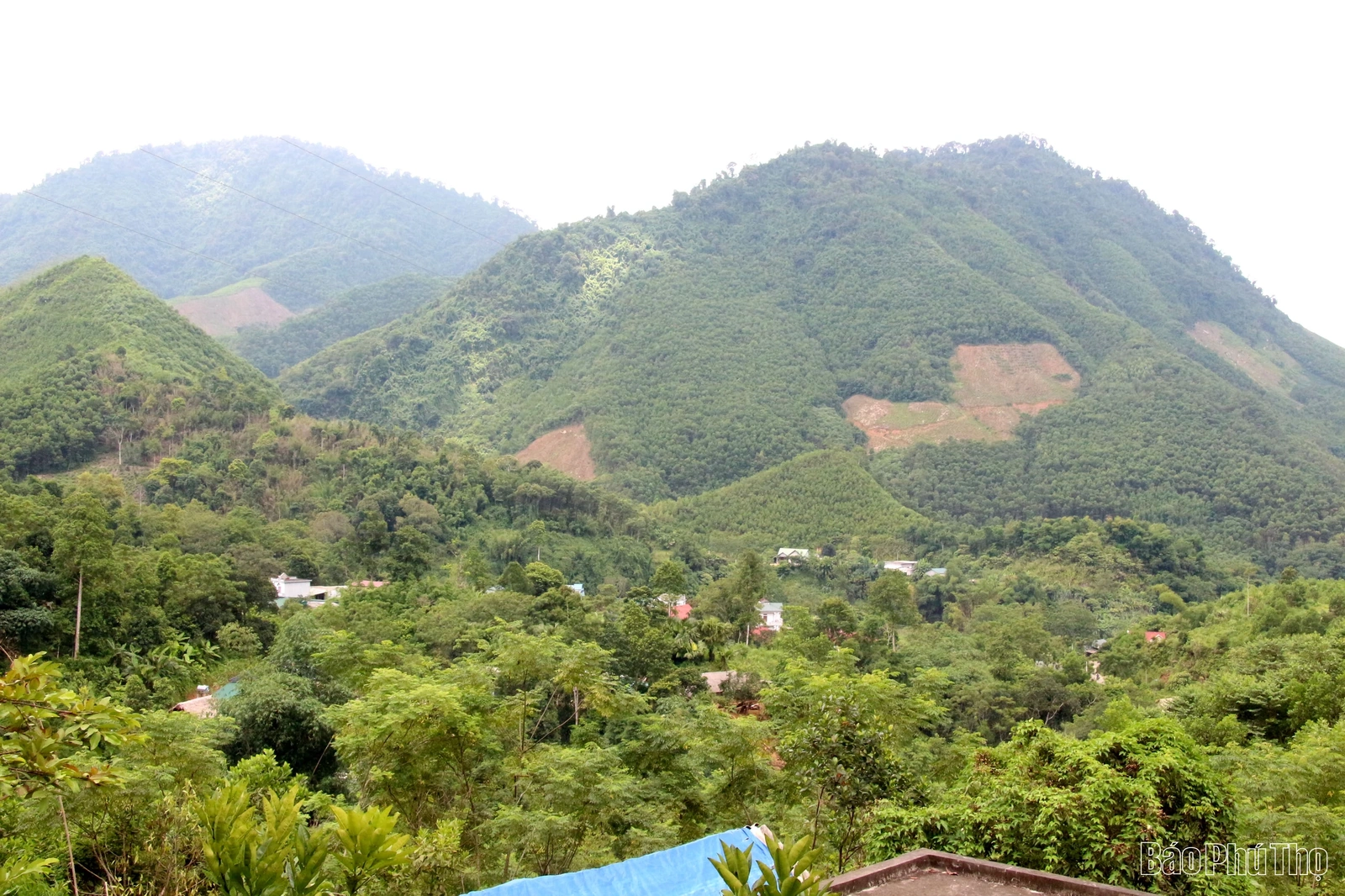 Cổng trời Yên Sơn - những khát vọng vươn lên từ đá