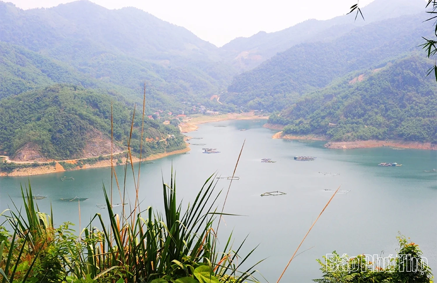 Đến Đá Bia - “tắt sóng” để kết nối nụ cười