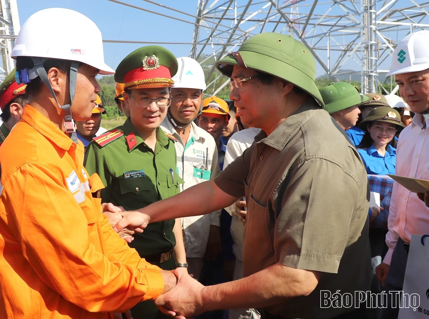 Thủ tướng Phạm Minh Chính thăm và làm việc tại tỉnh Phú Thọ
