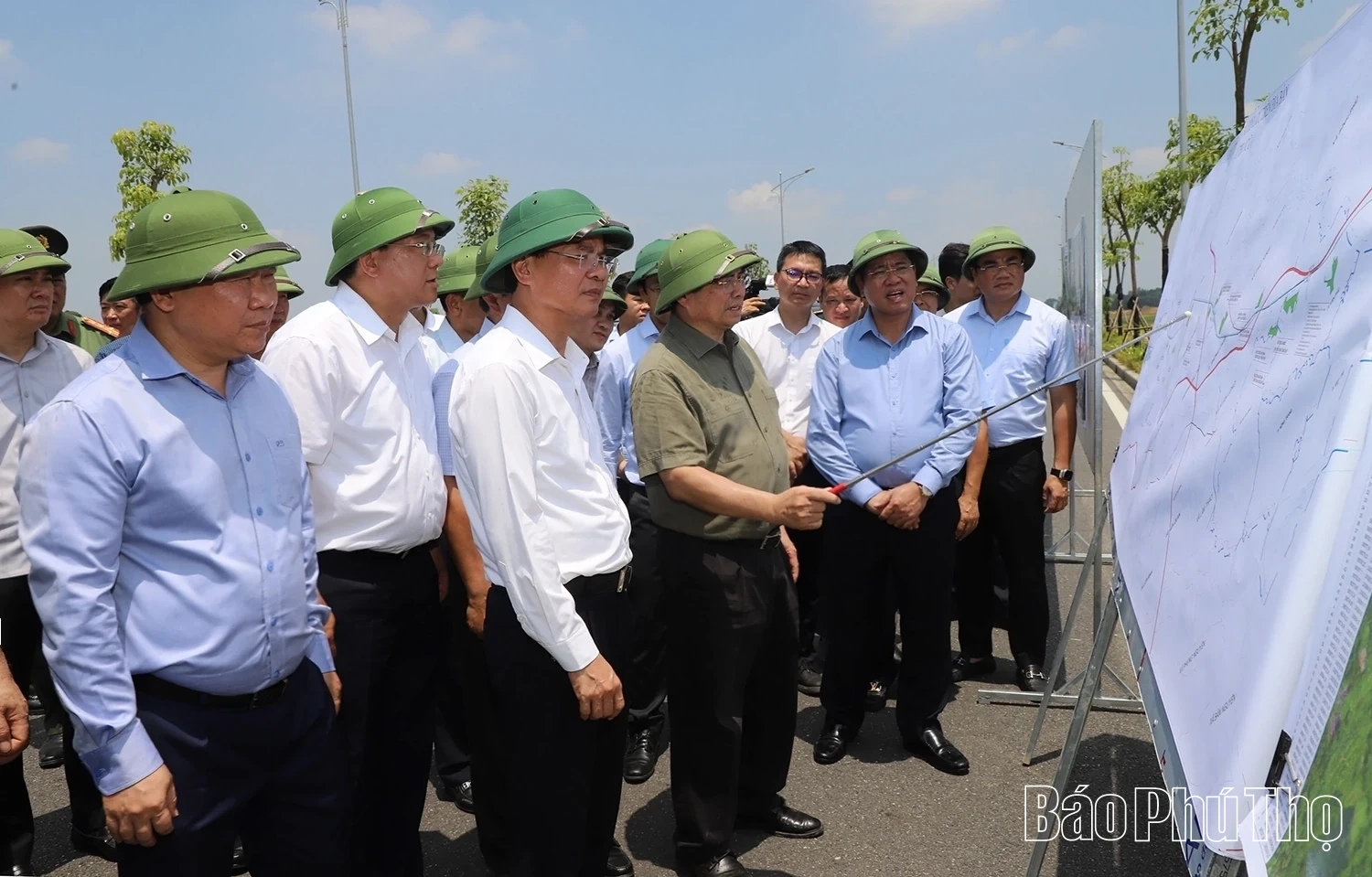 Thủ tướng Phạm Minh Chính thăm và làm việc tại tỉnh Phú Thọ