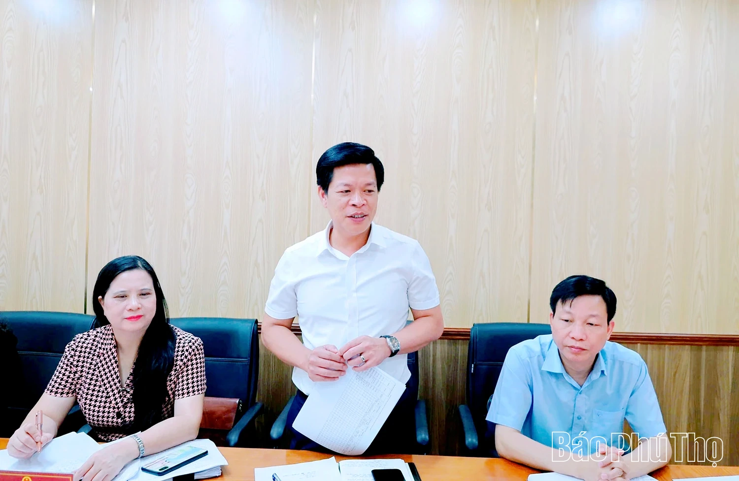 Đoàn công tác Sở Giáo dục và Đào tạo làm việc với xã Lâm Thao