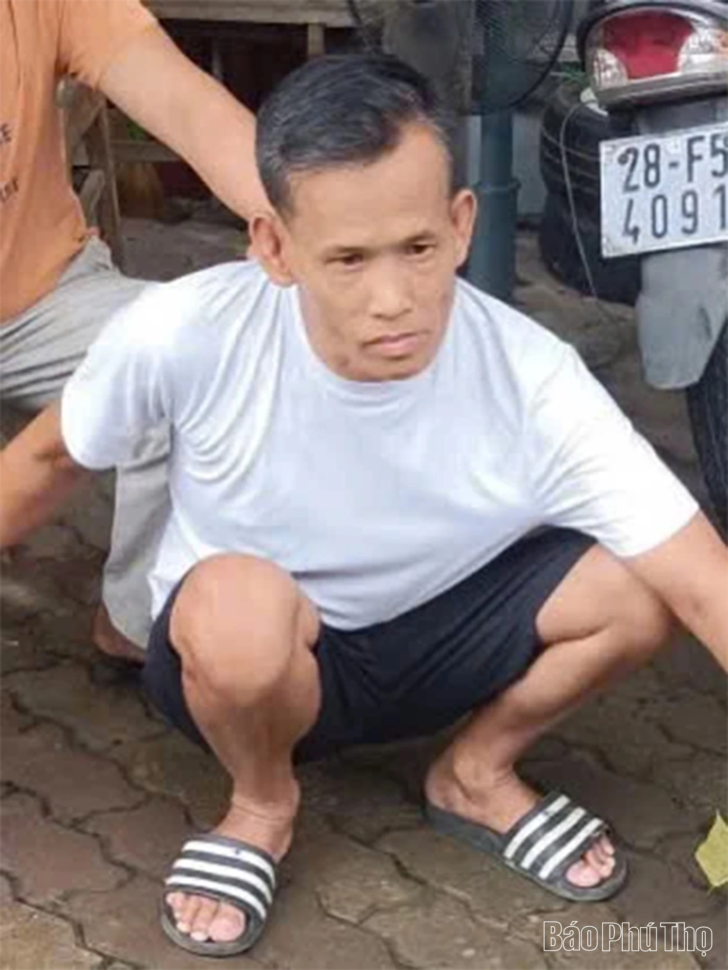 Bắt giữ 2 đối tượng mua bán, tàng trữ trái phép chất ma túy