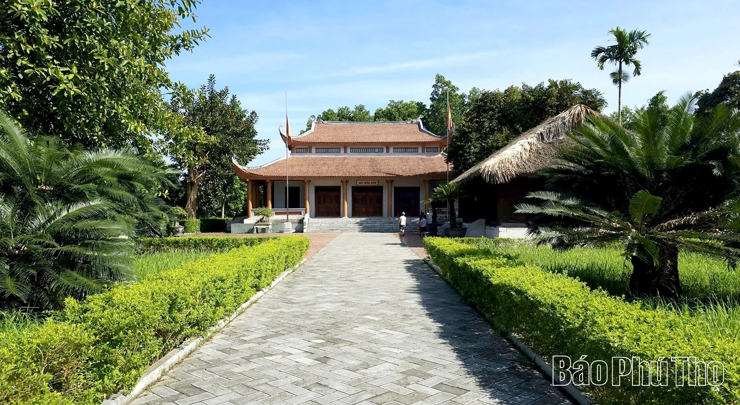 Theo “Dấu chân” Người sáng niềm tin