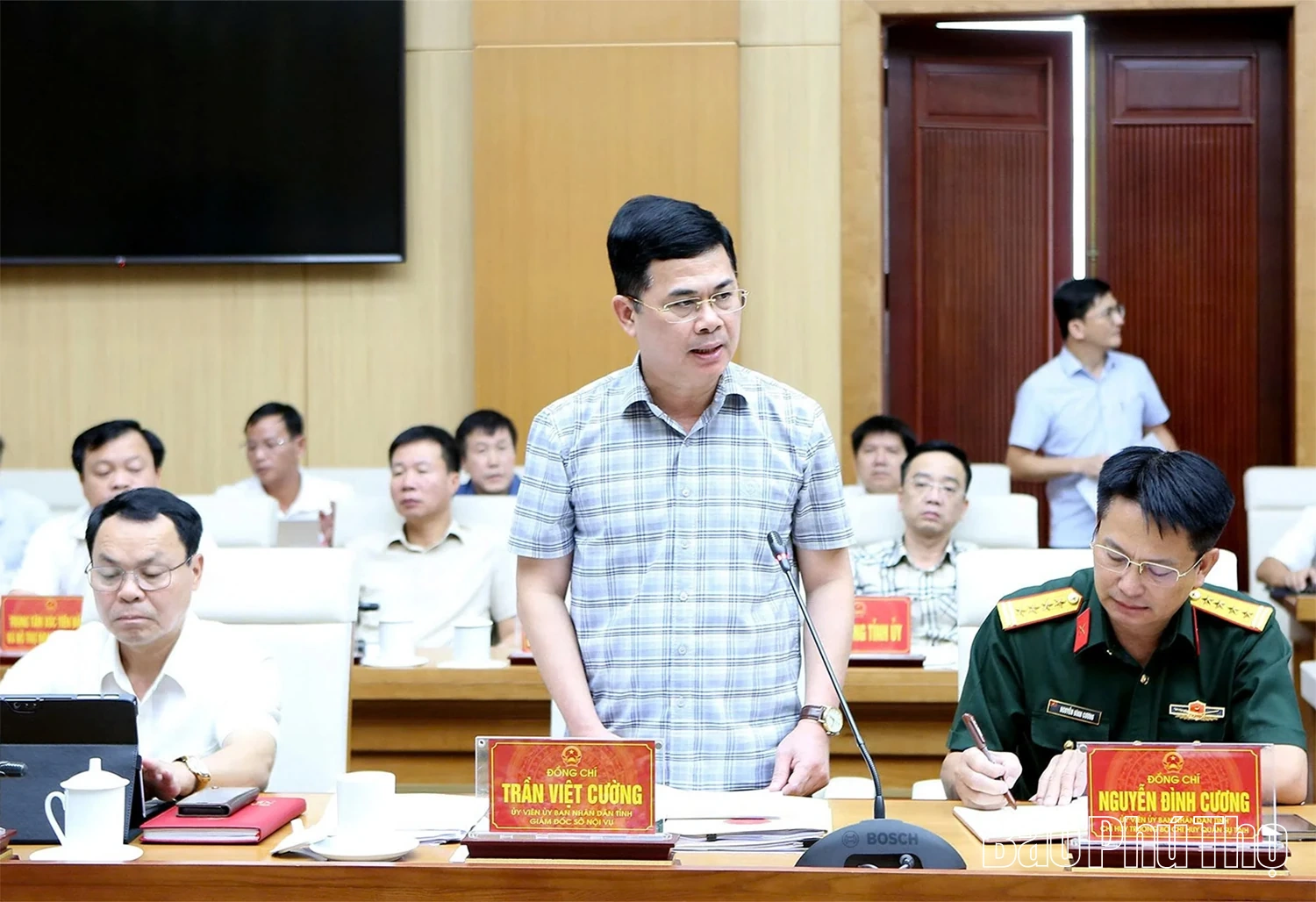 Phiên họp Hành chính tháng 7 của UBND tỉnh