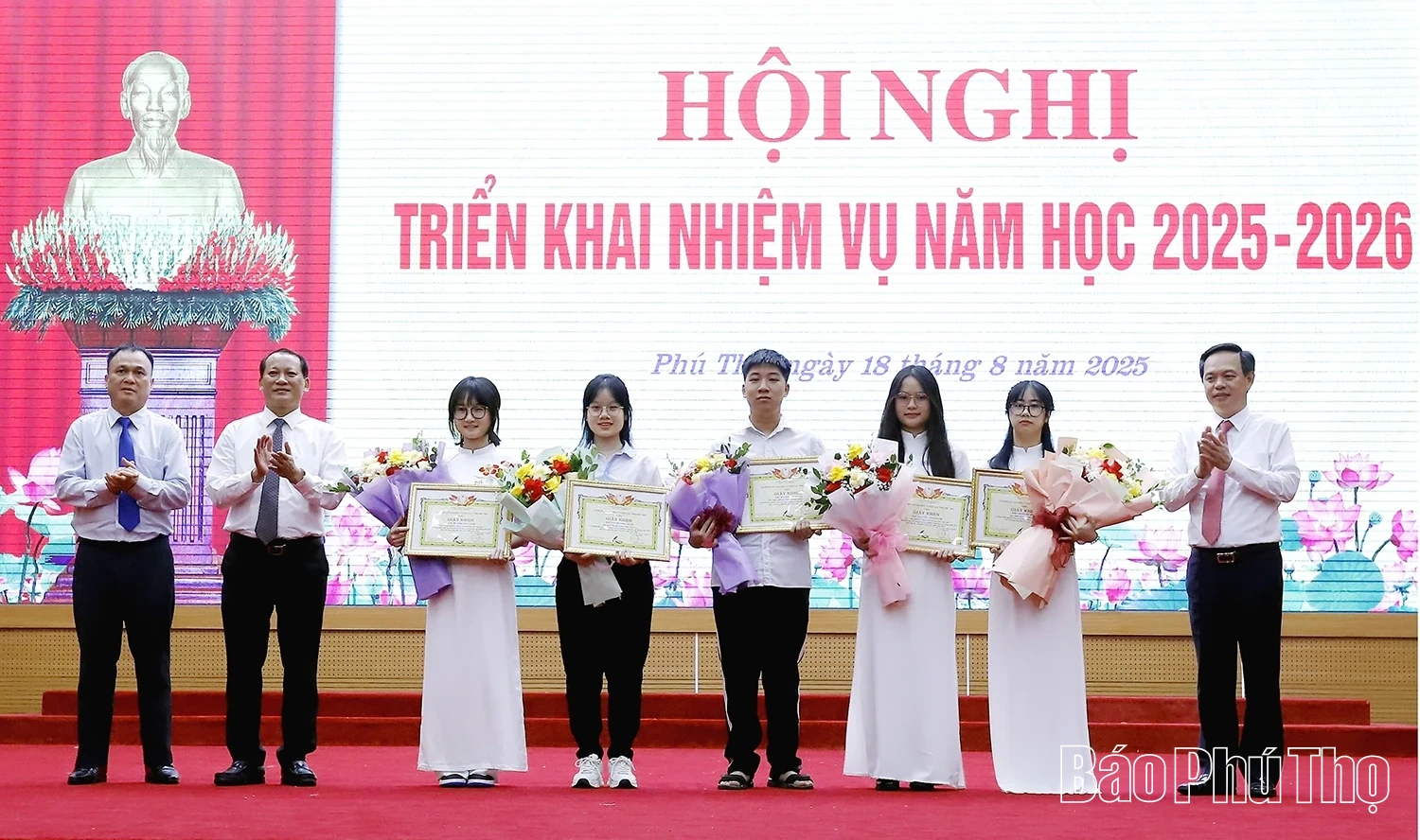 Hội nghị triển khai nhiệm vụ năm học 2025-2026