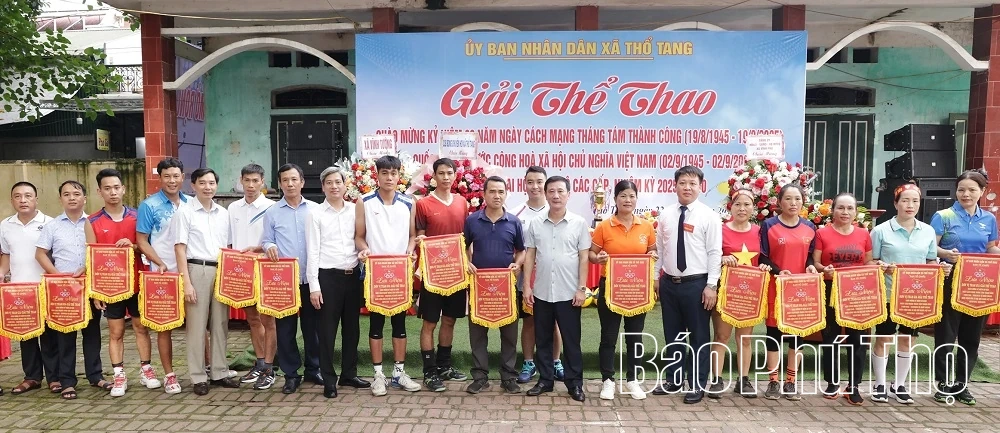 Giải thể thao chào mừng kỷ niệm 80 năm cách mạng tháng Tám và Quốc khánh mùng 2/9