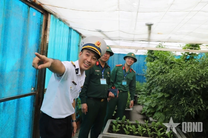 Gửi theo tiếng sóng