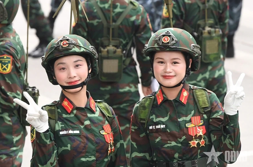 Lần đầu tổng hợp luyện diễu binh, diễu hành phục vụ nhiệm vụ A80 tại Quảng trường Ba Đình