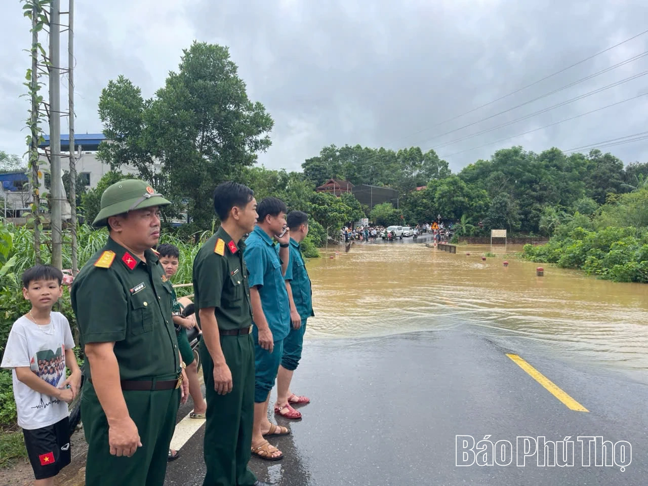 Đi đánh cá, người đàn ông bị lũ cuốn trôi ở Mường Vang
