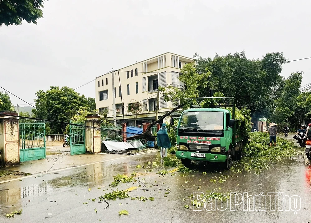 Ảnh hưởng cơn bão số 5 trên địa bàn tỉnh gây thiệt hại sơ bộ ước tỉnh 1 tỷ đồng