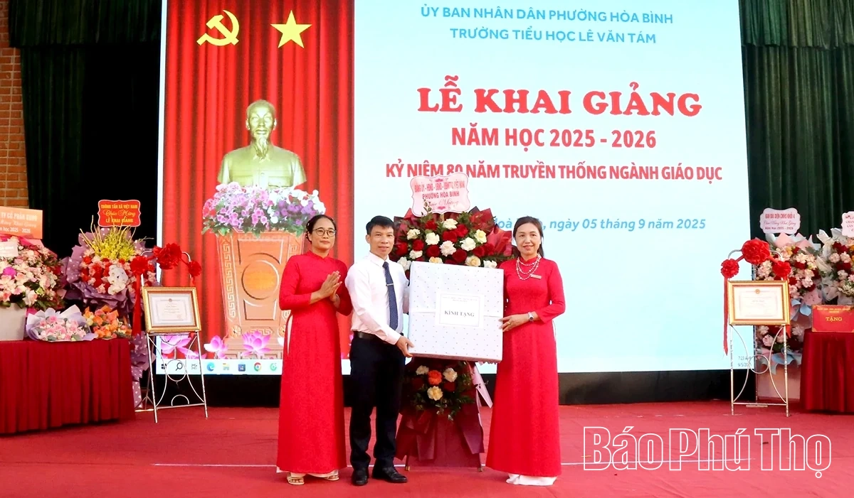 Các trường tổ chức Lễ khai giảng năm học mới 2025 – 2026