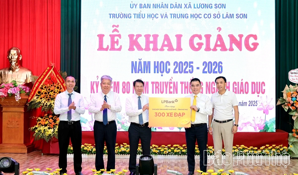 Các trường tổ chức Lễ khai giảng năm học mới 2025 – 2026