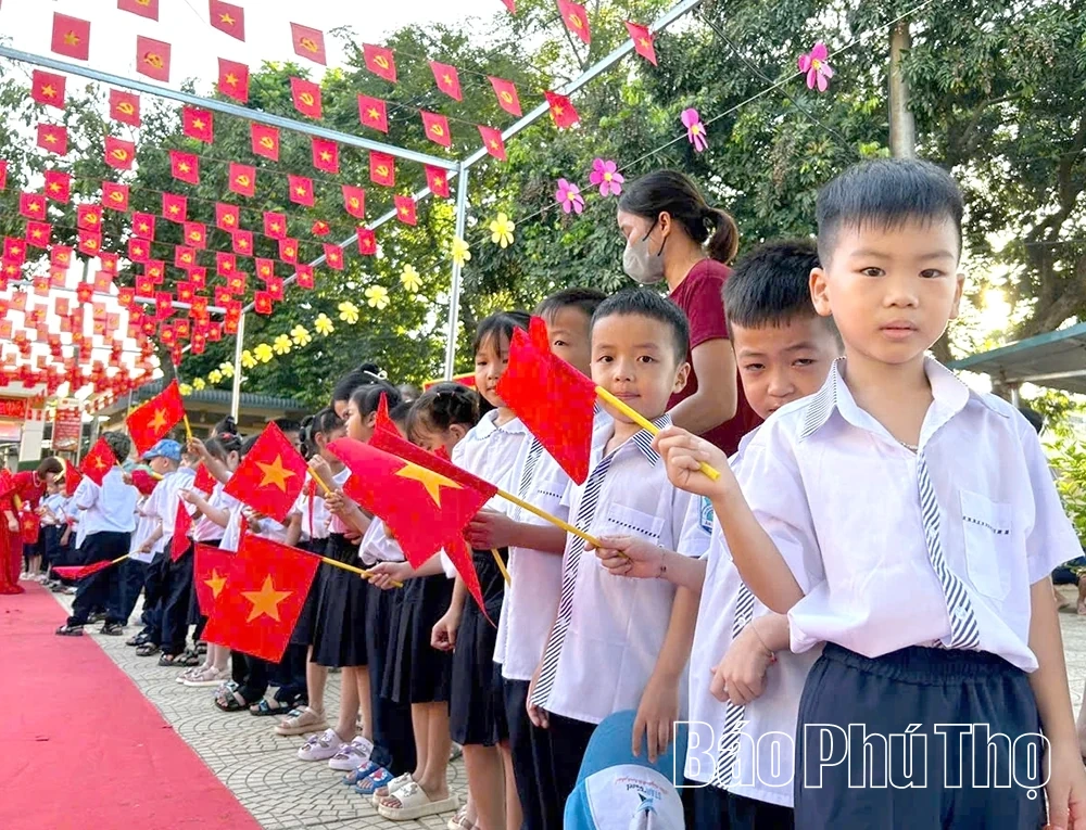 Hân hoan ngày tựu trường