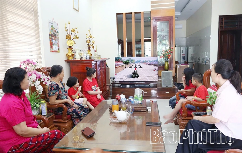 Niềm tự hào về Tổ quốc tỏa sáng từ Đất Tổ