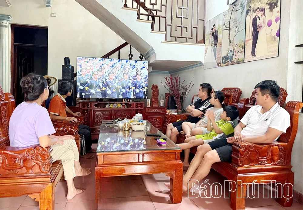 Niềm tự hào về Tổ quốc tỏa sáng từ Đất Tổ