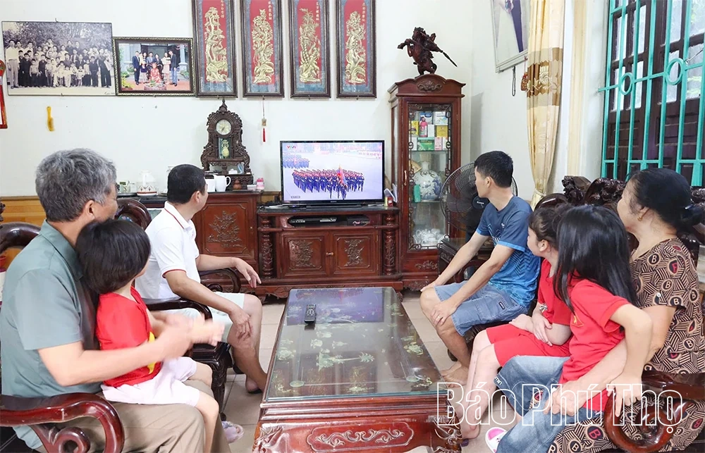 Niềm tự hào về Tổ quốc tỏa sáng từ Đất Tổ