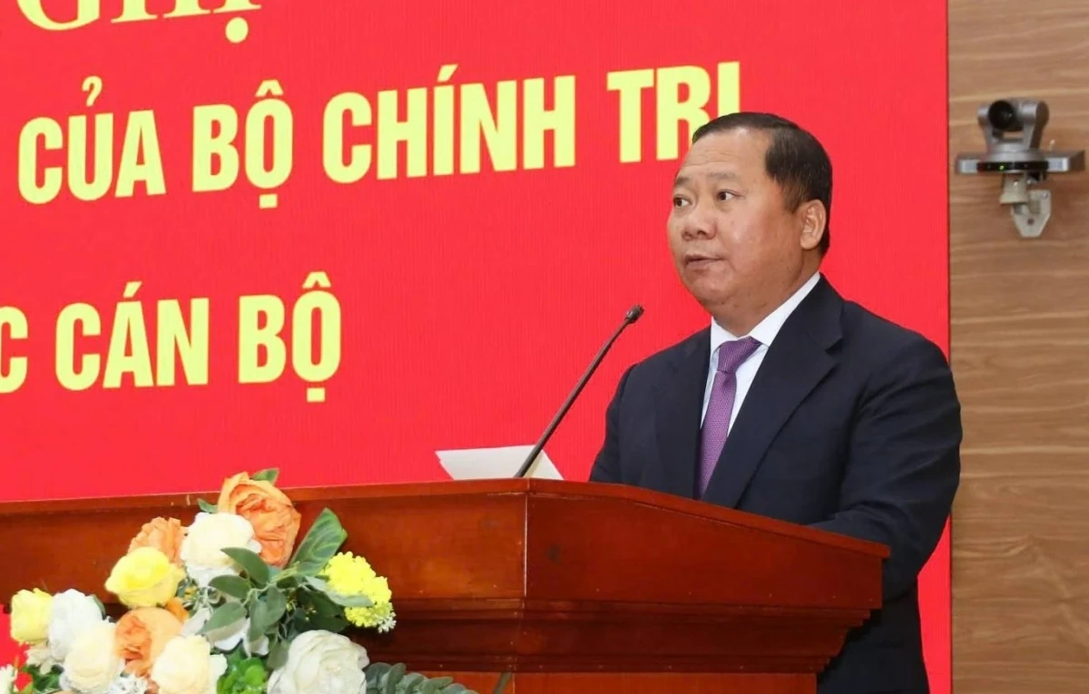 Đồng chí Nguyễn Phi Long giữ chức Phó Bí thư Đảng ủy MTTQ, các đoàn thể Trung ương