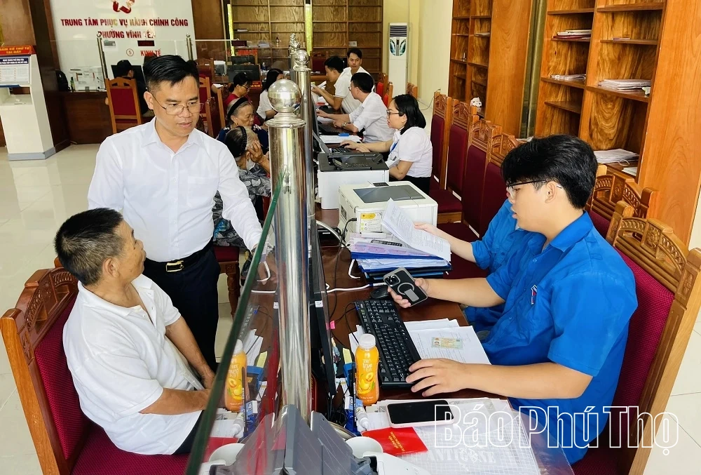 Khi chính quyền “số hóa” để gần dân hơn