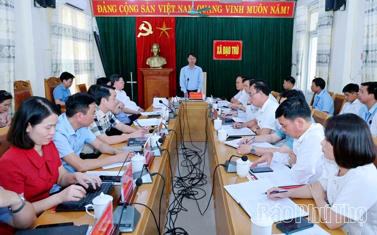 Phó Chủ tịch UBND tỉnh Nguyễn Khắc Hiếu làm việc với xã Đạo Trù