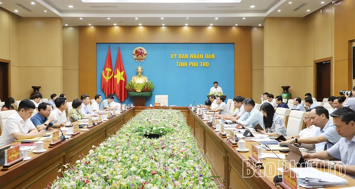 Tập trung nhiệm vụ phát triển kinh tế - xã hội những tháng cuối năm