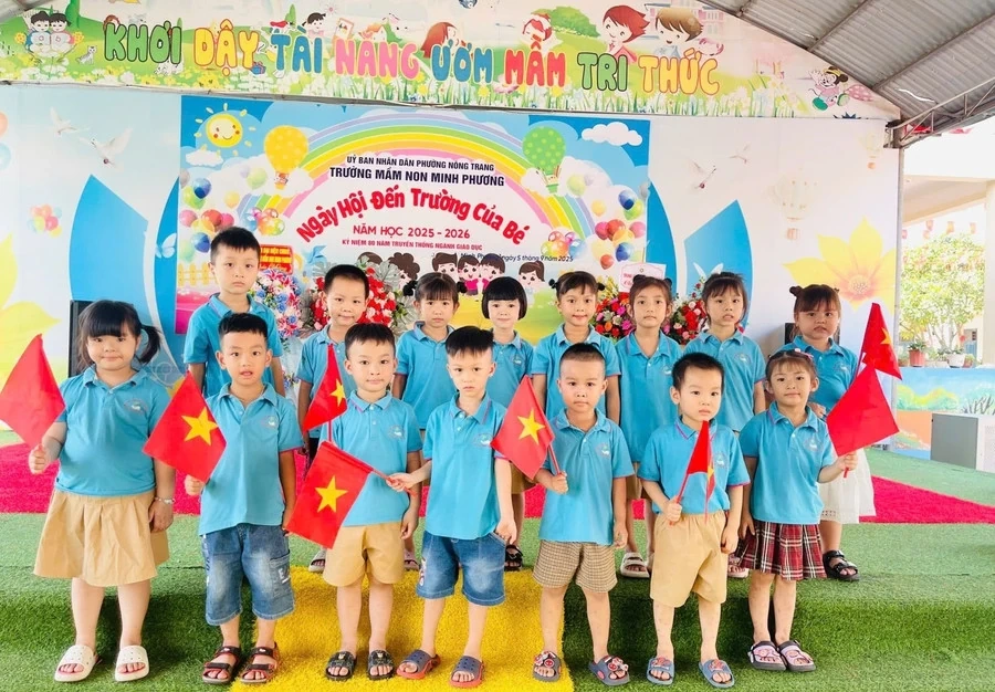 Trường Mầm non Minh Phương giữ vững trường đạt chuẩn quốc gia mức độ 2