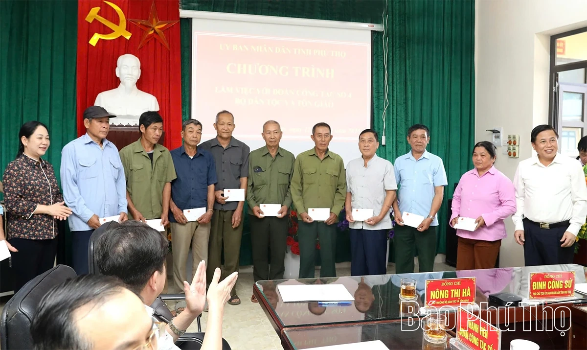 Thứ trưởng Nông Thị Hà kiểm tra công tác dân tộc, tôn giáo tại xã Cao Sơn