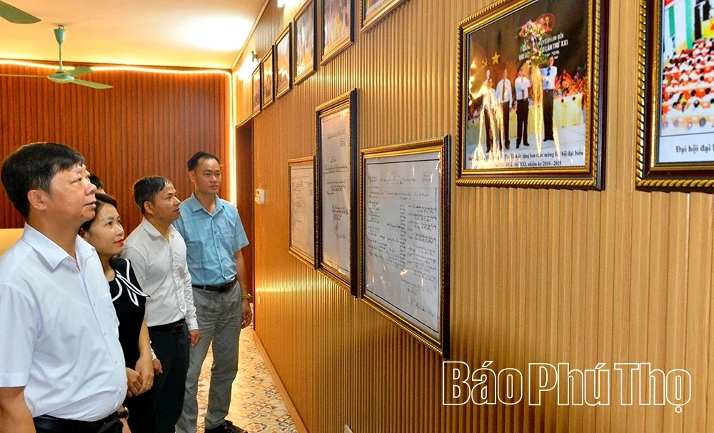 Phát huy vai trò nêu gương của cán bộ, đảng viên