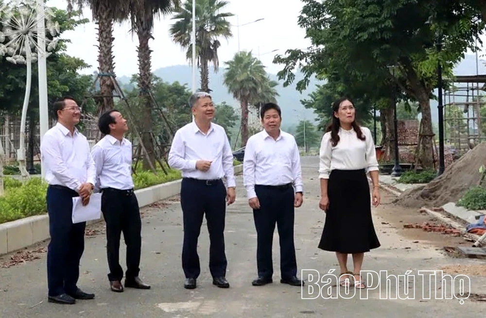 Phát huy vai trò nêu gương của cán bộ, đảng viên